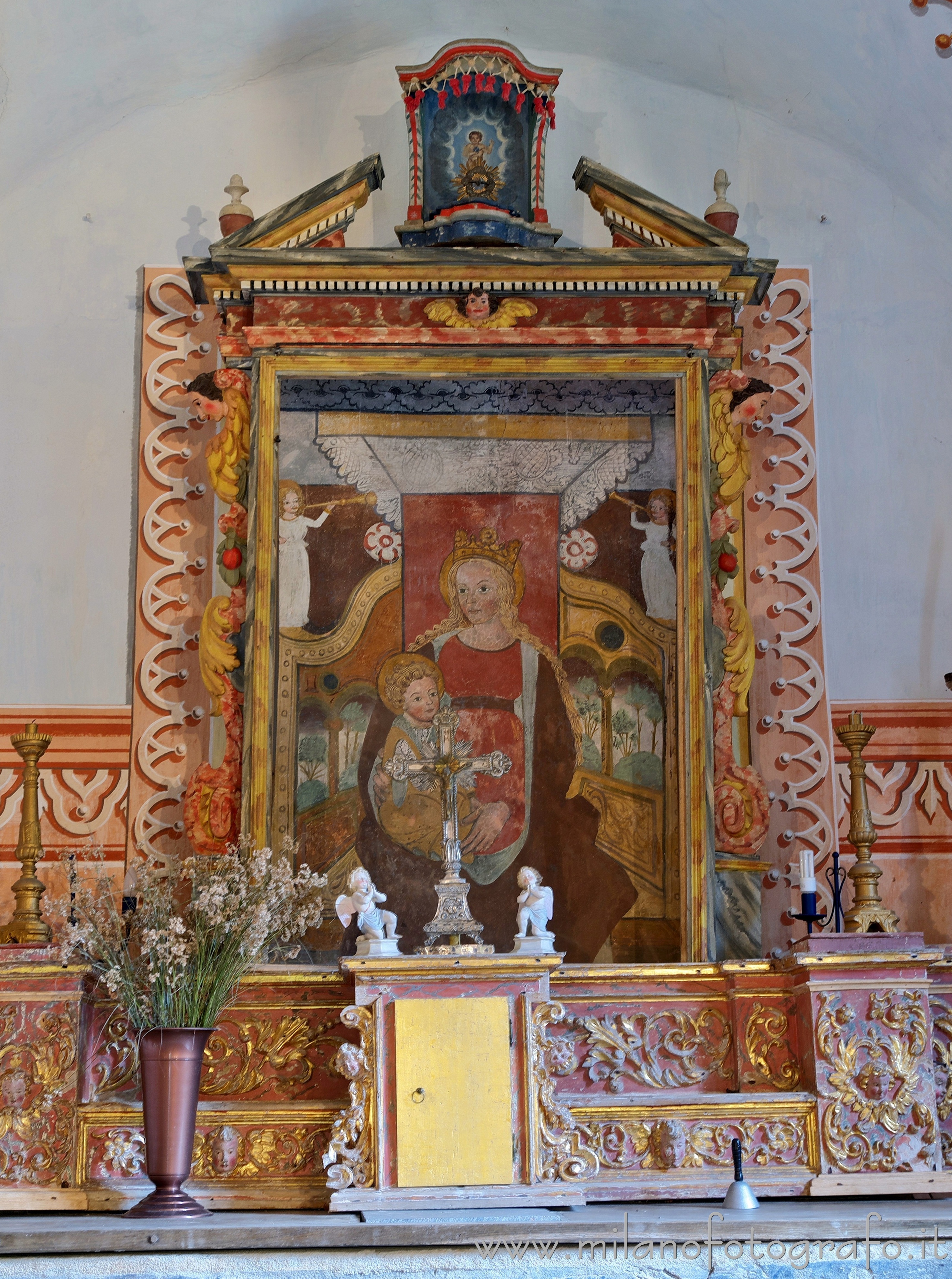 Campiglia Cervo (Biella, Italy) - Retable the altar of the Church of Santa Maria of Pediclosso - Full resolution picture